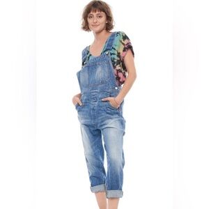 80. SANDRINR ROSE X
FREE PEOPLE DENIM
OVERALLS size 27
